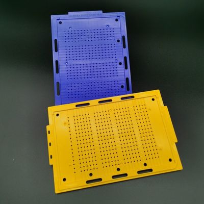 Хорошая цена. Обломоки инжекционного метода литья нагружая IC подносов ESD высокой точности SGS анти- статические безопасные онлайн